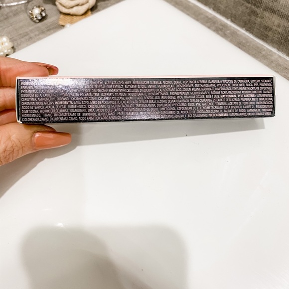 Mary Kay Lash Love Mascara Limited Edition Amor - Picture 2 of 3